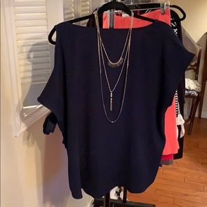 Cold shoulder navy top.